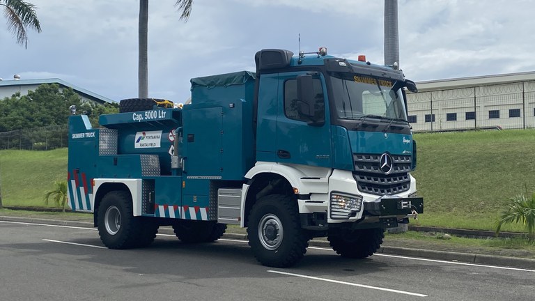 20211117 ZIEGLER SKIMMER TRUCK TO INDONESIA 1